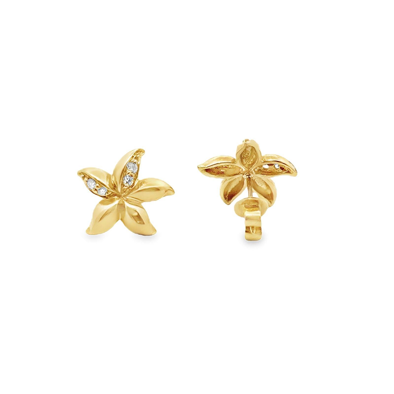 Modern Round Brilliant Diamond 14 Karat Yellow Gold Flower Stud Earrings