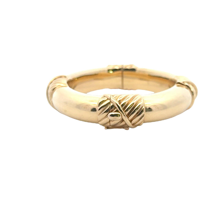 David Webb 18 Karat Ribbed Yellow Gold Hinged Bangle Bracelet