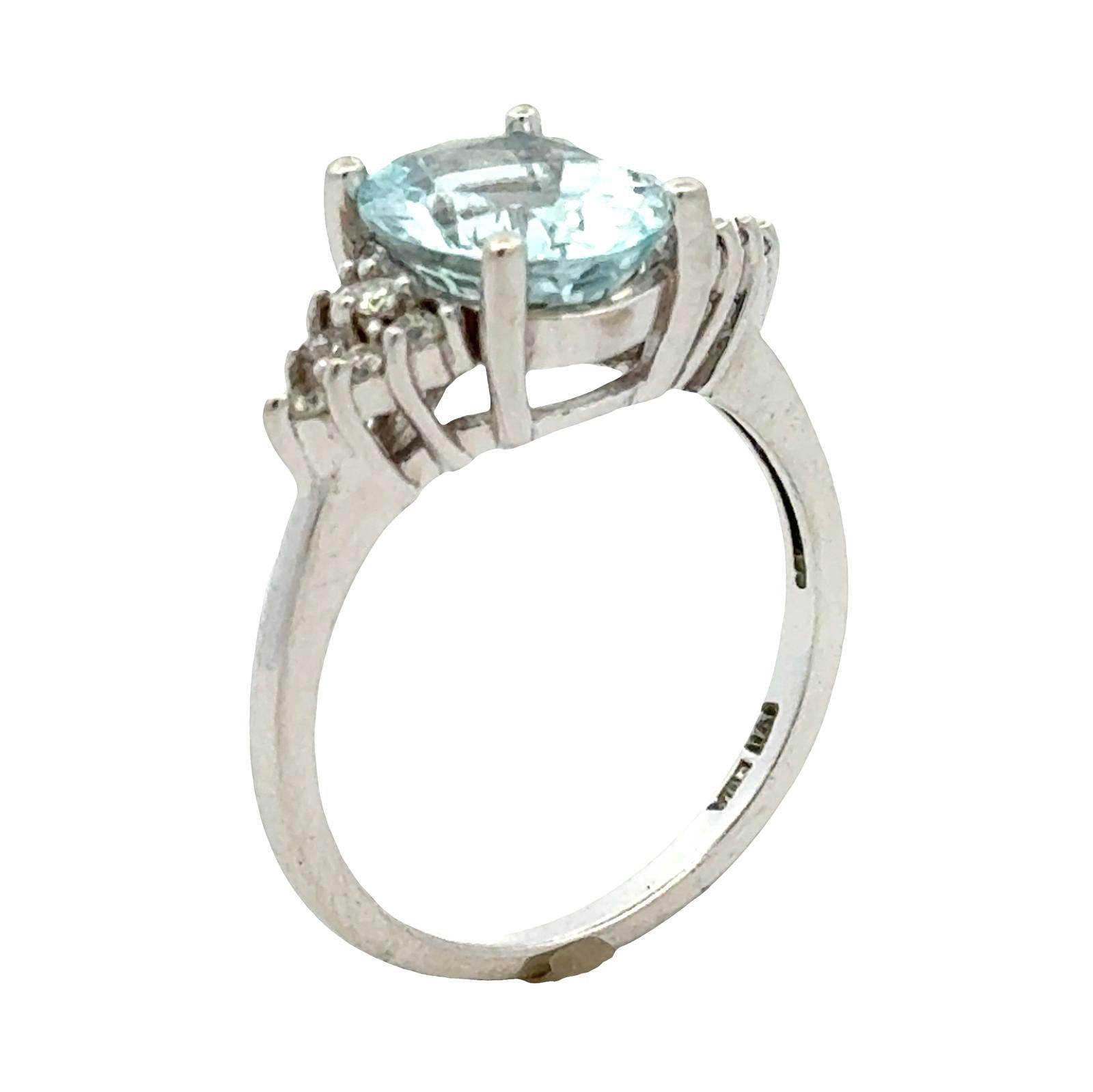 2.50 Carat Oval Aquamarine Diamond 14 Karat White Gold Vintage Cocktail Ring