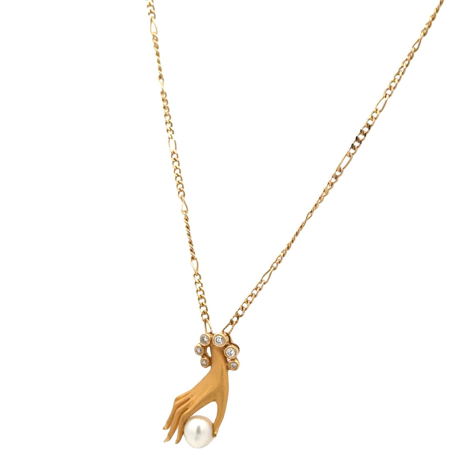 Carrera Y Carrera Diamond Las Manos Hand With Pearl Pendant Necklace Vintage 18K