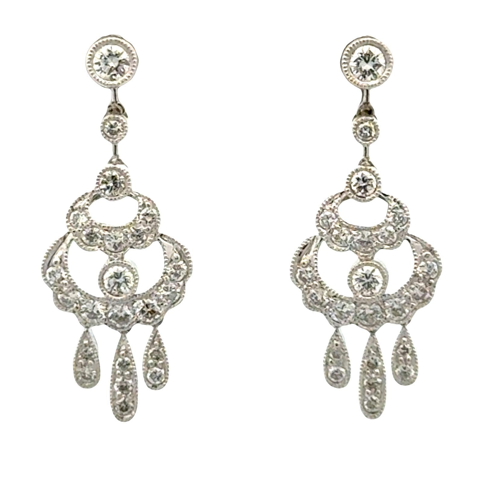 Diamond 18 Karat White Gold Dangle Drop Vintage Earrings