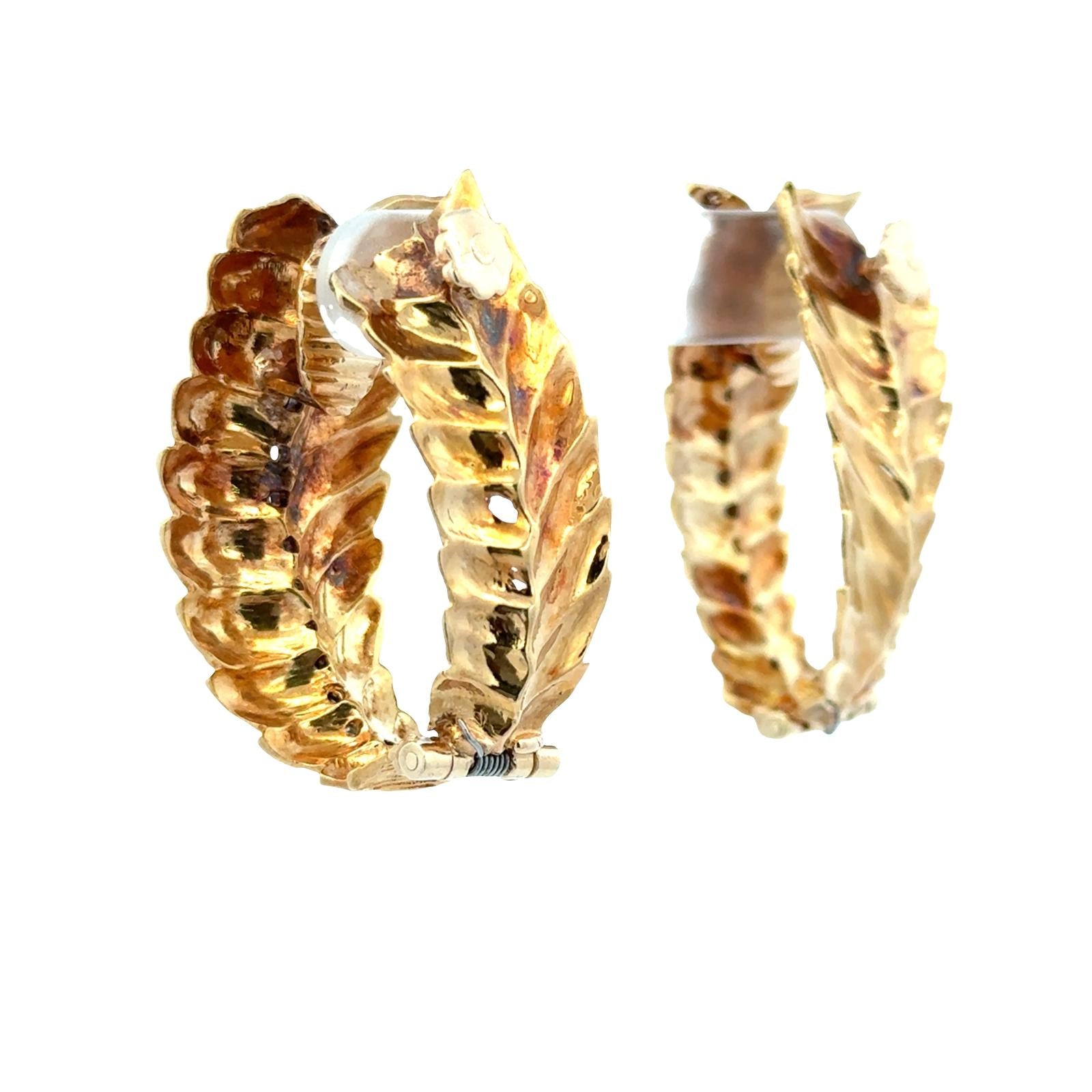 1960's Diamond 18 Karat Yellow Gold Leaf Elongated Hoop Vintage Earrings