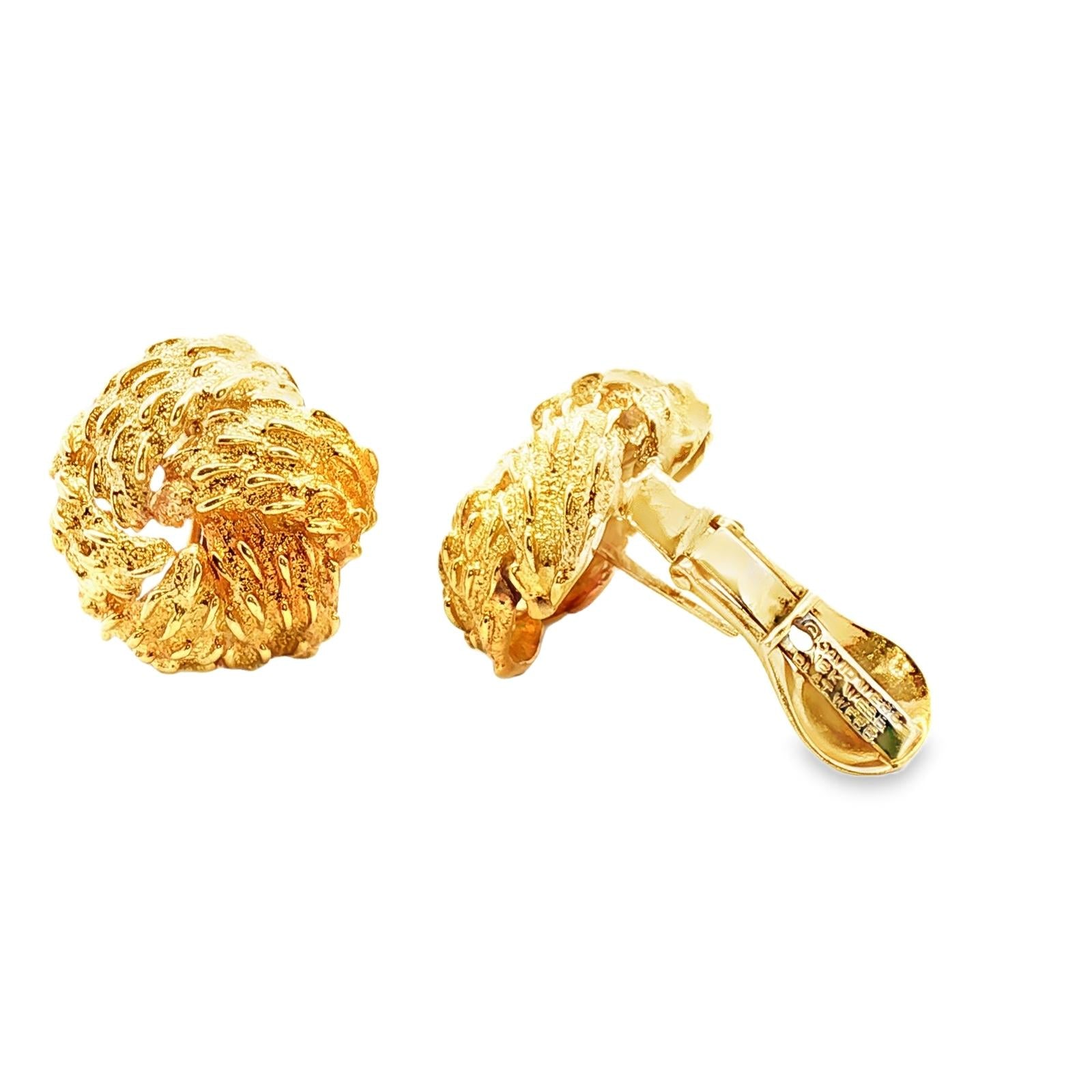 David Webb 18 Karat Yellow Gold Knot Textured Leverback Earrings