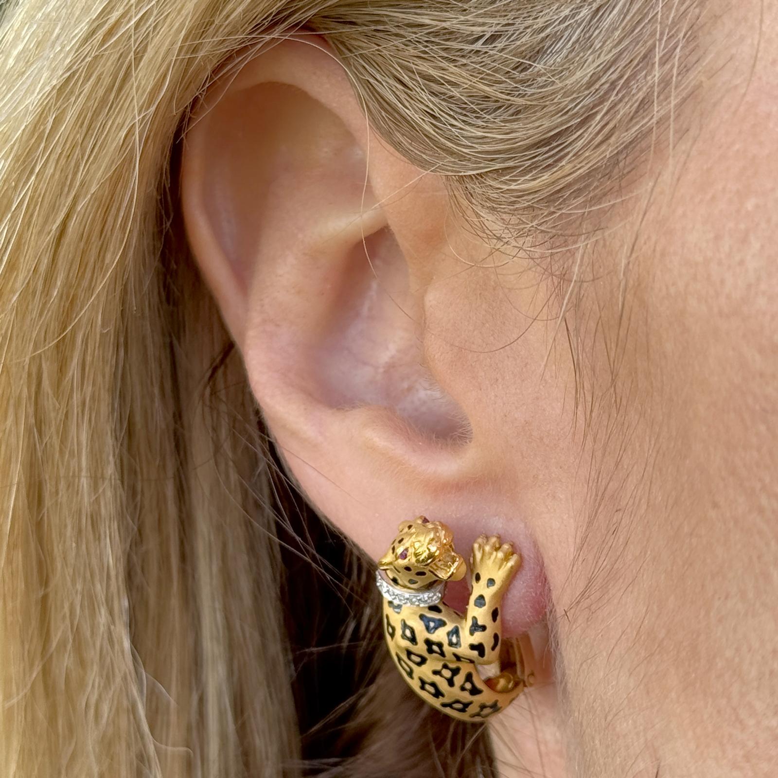 Carrera Y Carrera 18K Yellow Gold Diamond & Enamel Panther Earrings