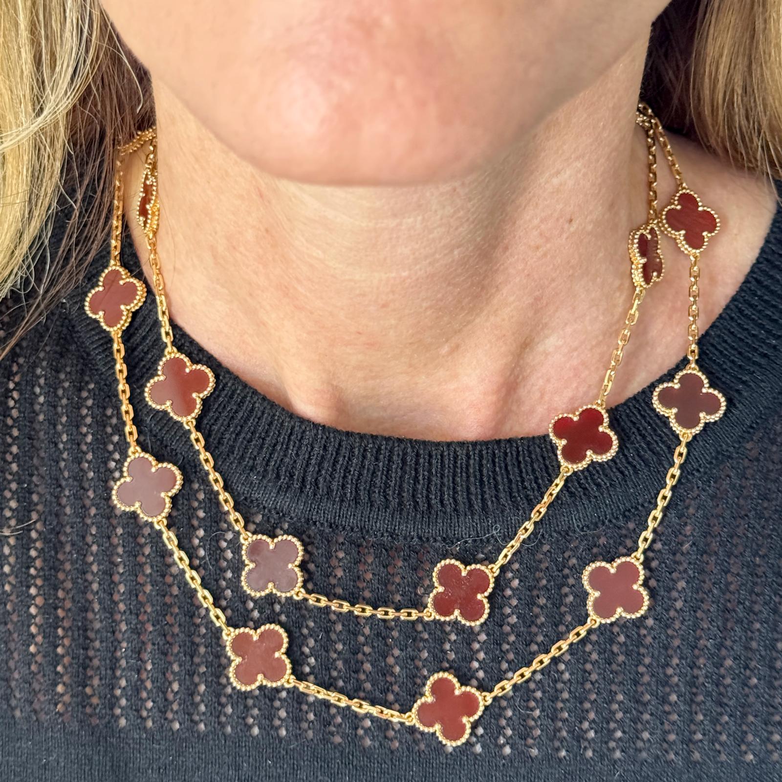 Van Cleef & Arpels Vintage Alhambra Carnelian 20 motif 18KYG Necklace Box/Paper
