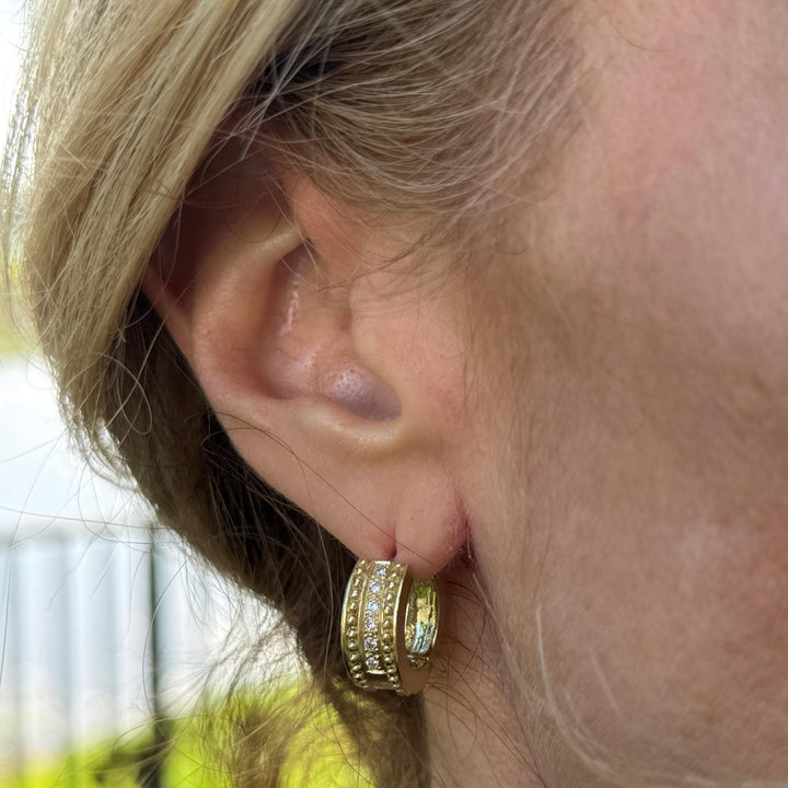 Diamond 18 Karat Brushed Polish Yellow Gold Huggie Hoop Earrings