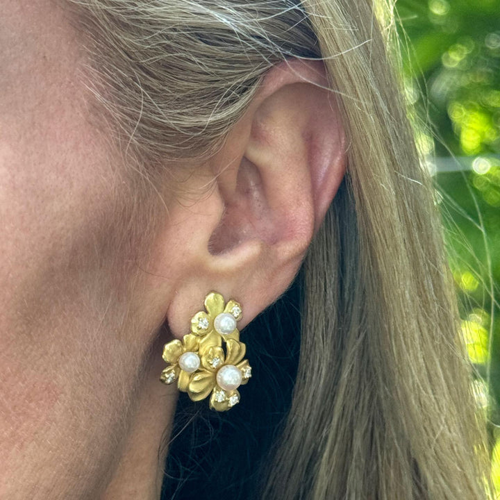 Mikimoto Diamond Pearl 18 Karat Yellow Gold Floral Leverback Earrings