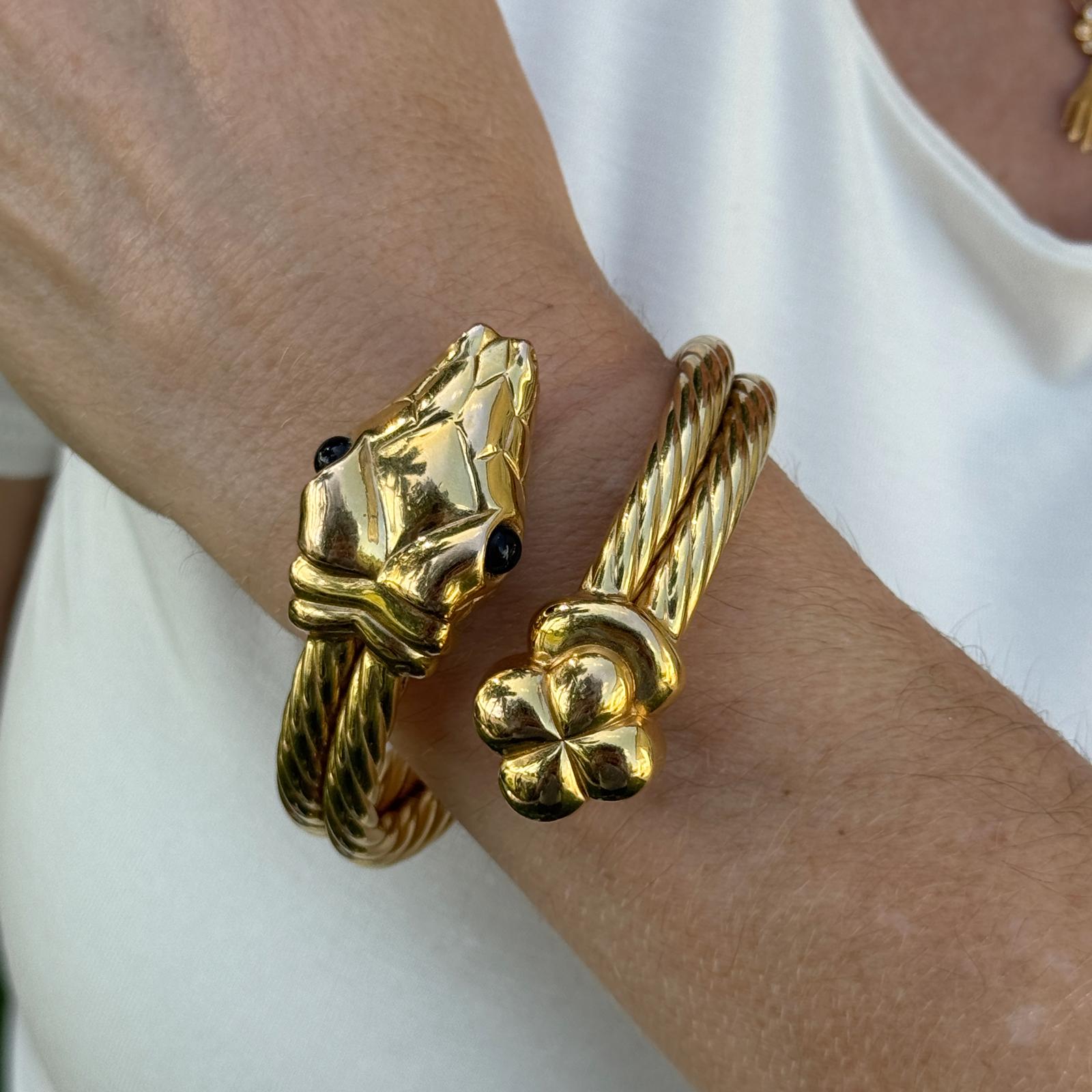 Italian Snake 14 Karat Yellow Gold Hinged Two Row Cable Vintage Bangle Bracelet
