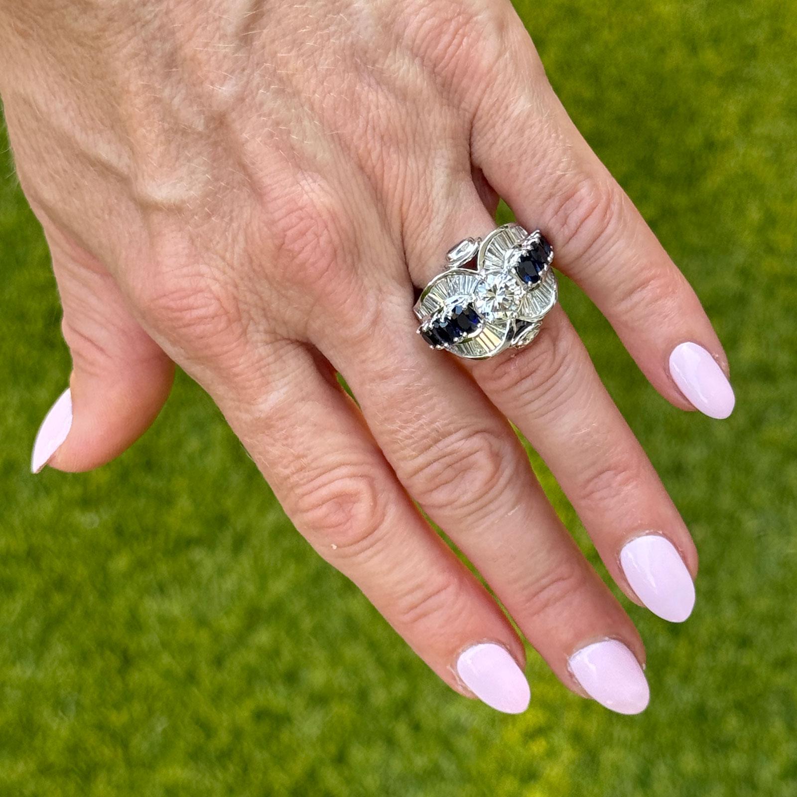 Diamond Sapphire 18 Karat White Gold Engagement Cocktail Ring GIA Certified