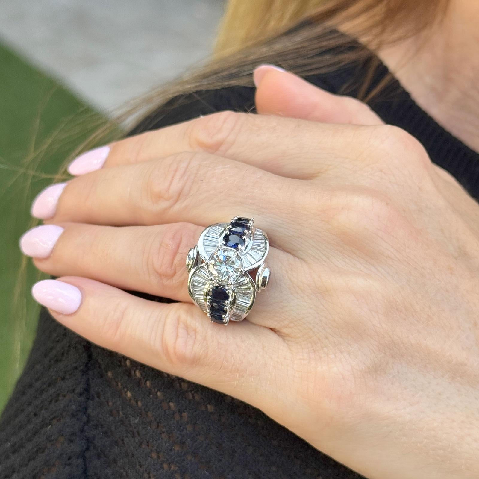 Diamond Sapphire 18 Karat White Gold Engagement Cocktail Ring GIA Certified