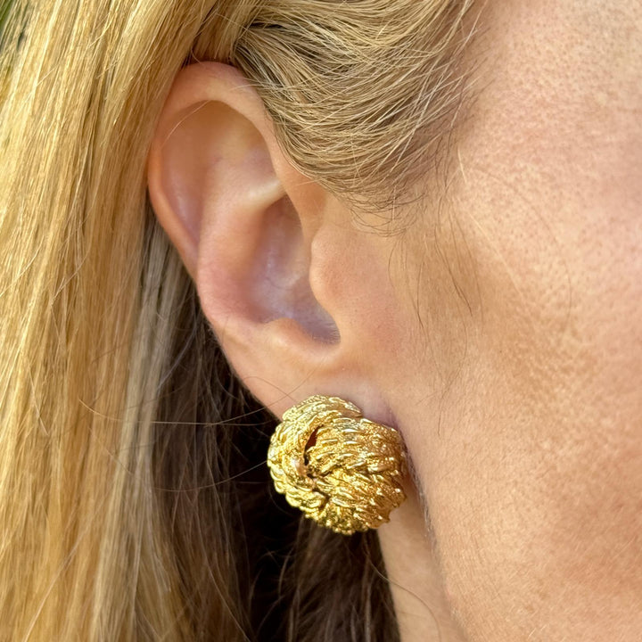 David Webb 18 Karat Yellow Gold Knot Textured Leverback Earrings