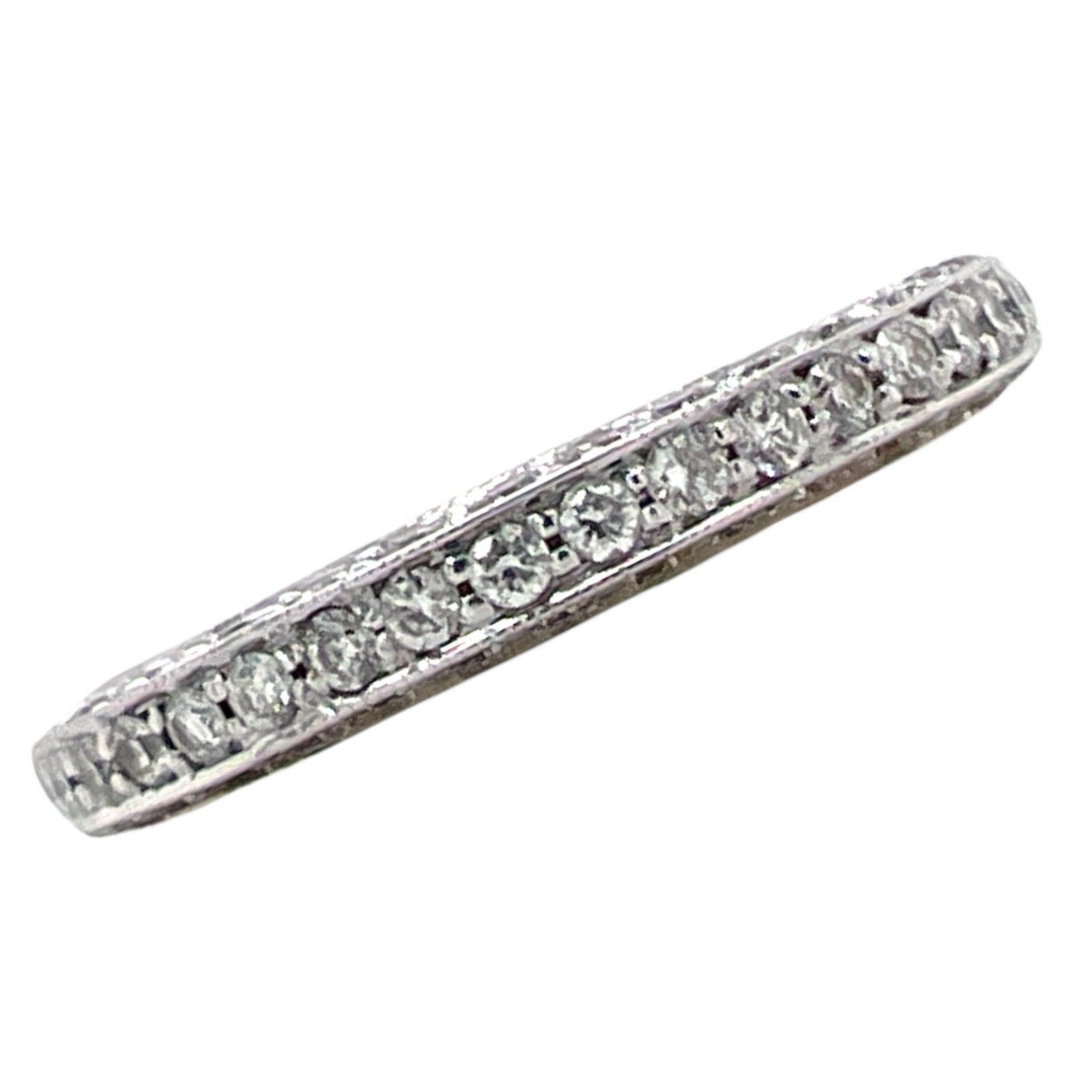 Three Sided Diamond 18 Karat White Gold Milgrain Wedding Band Ring