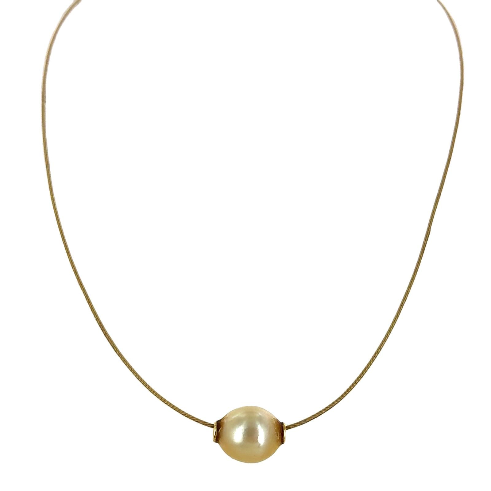 Golden South Sea Pearl Solitaire 18 Karat Yellow Gold Snake Chain Necklace.
