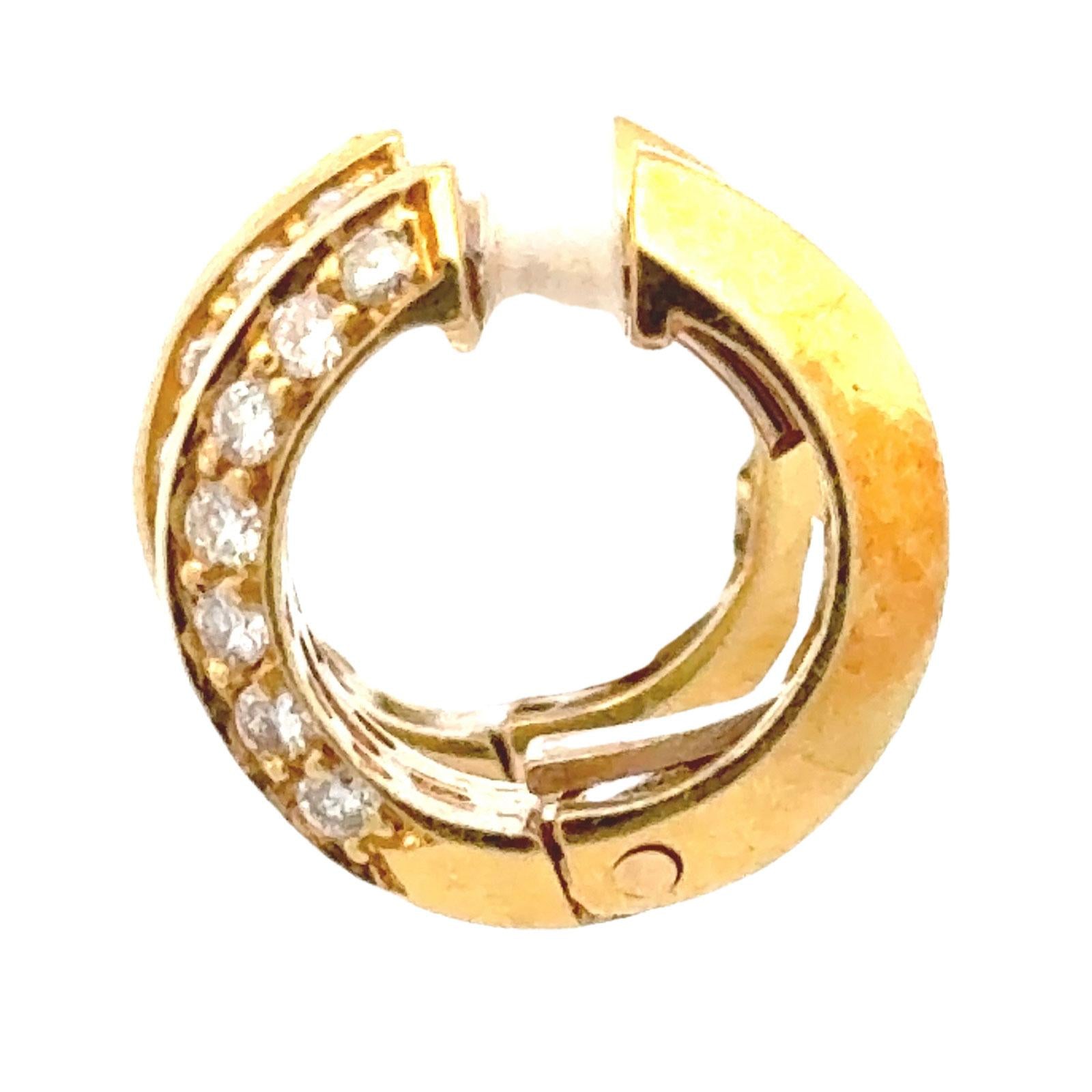 Modern Diamond 18 Karat Yellow Gold Huggie Hoop Earrings