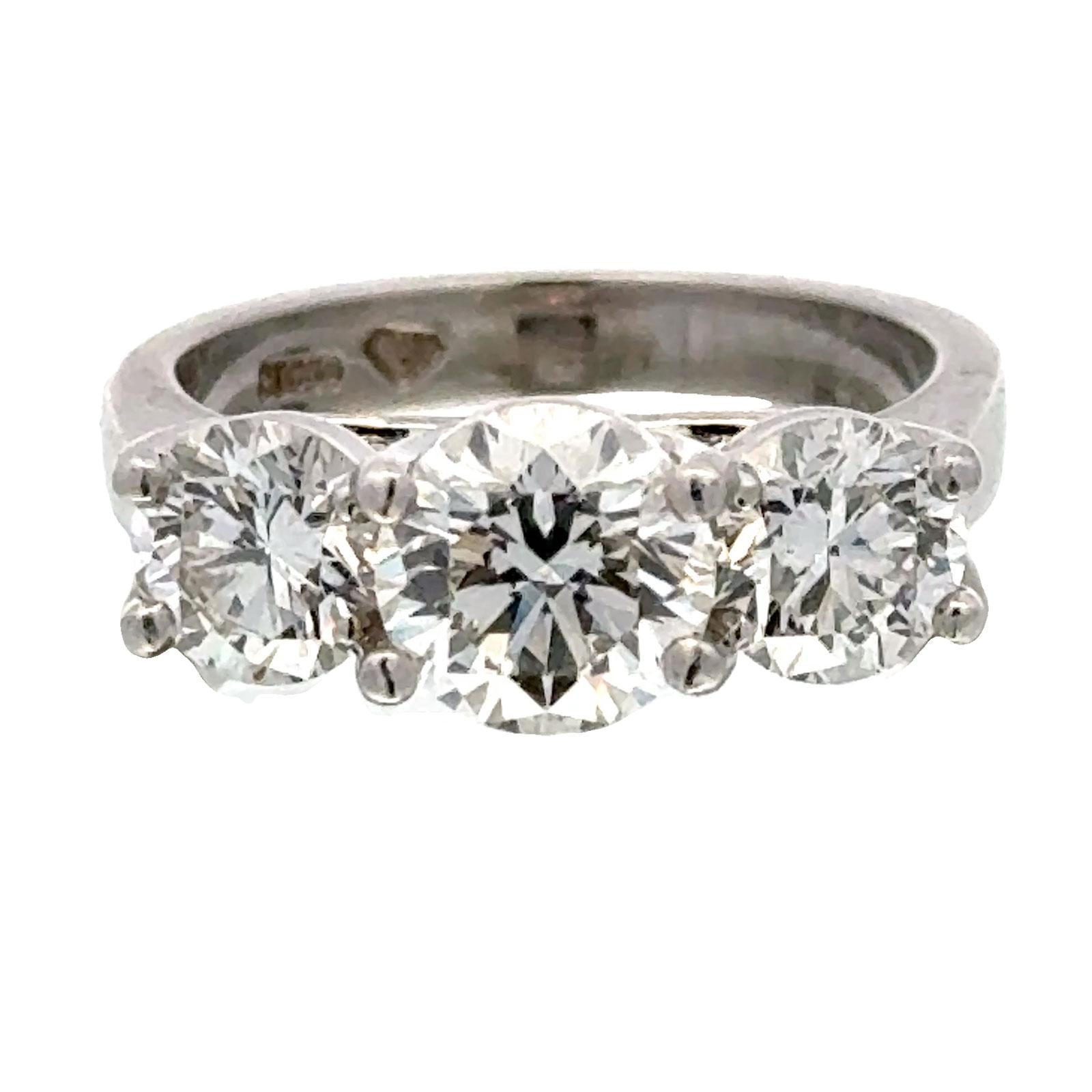Three Stone Round Brilliant Cut Diamond Platinum Wedding Anniversary Band Ring