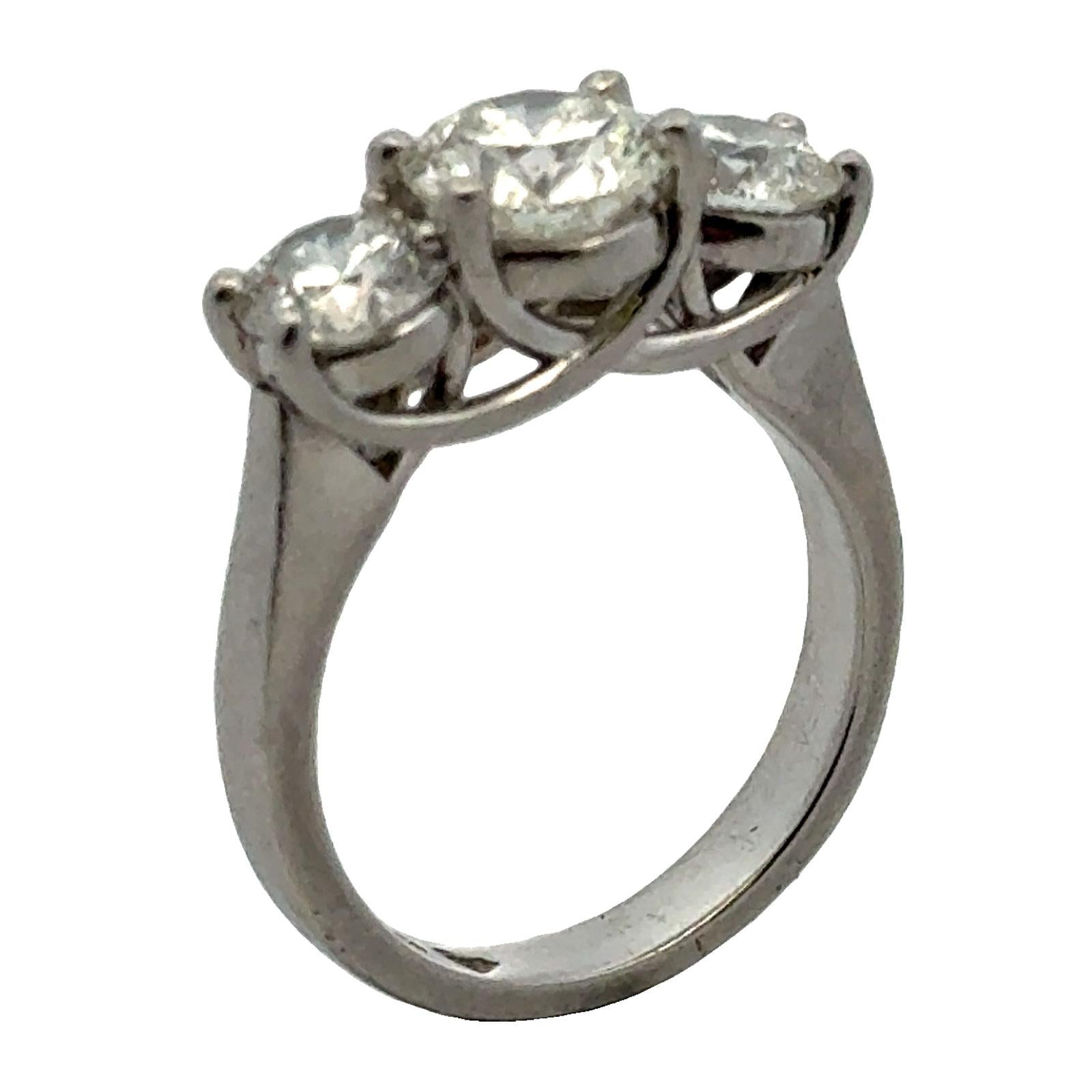 Three Stone Round Brilliant Cut Diamond Platinum Wedding Anniversary Band Ring