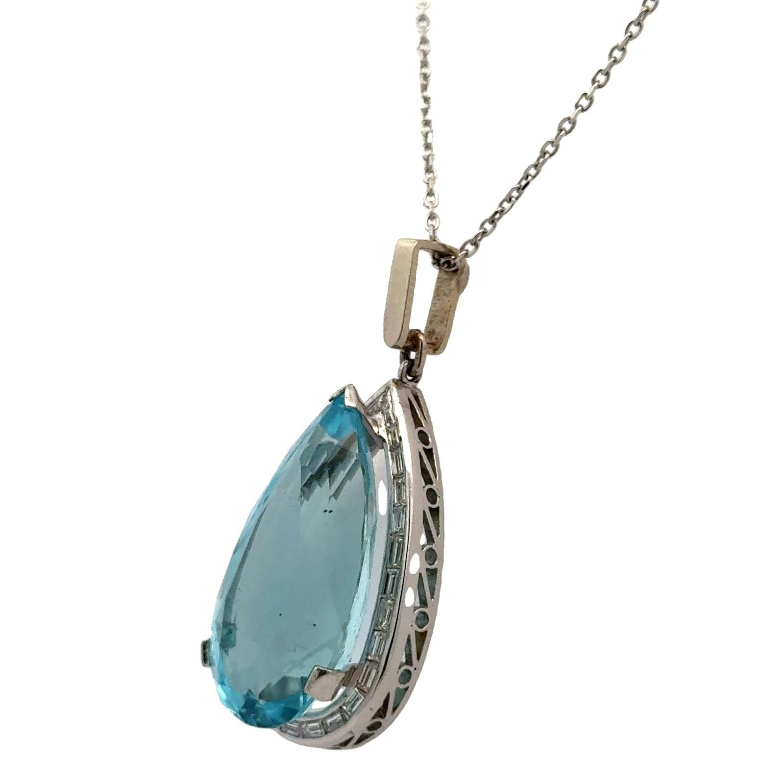 30-Carat Pear Cut Aquamarine Diamond Platinum Pendant 14KWG Chain & Baile