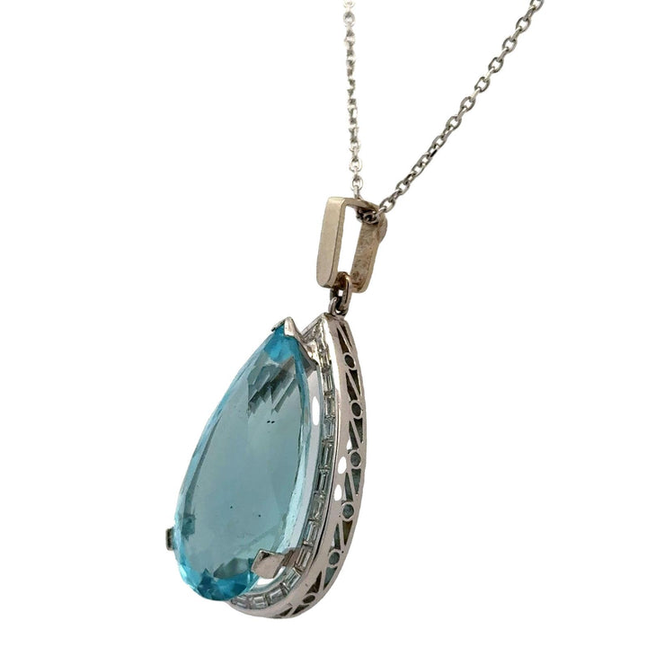 30-Carat Pear Cut Aquamarine Diamond Platinum Pendant 14KWG Chain & Baile
