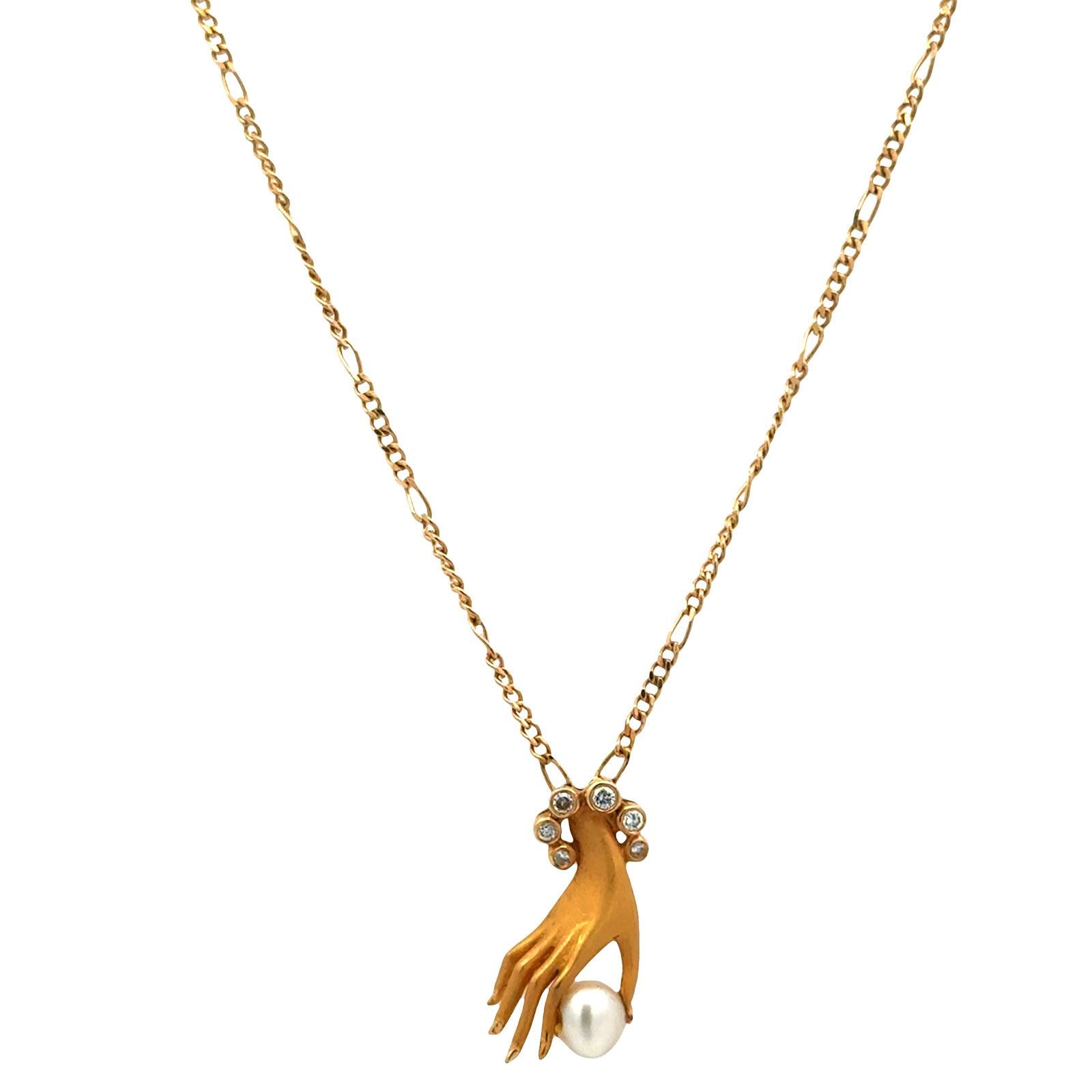 Carrera Y Carrera Diamond Las Manos Hand With Pearl Pendant Necklace Vintage 18K