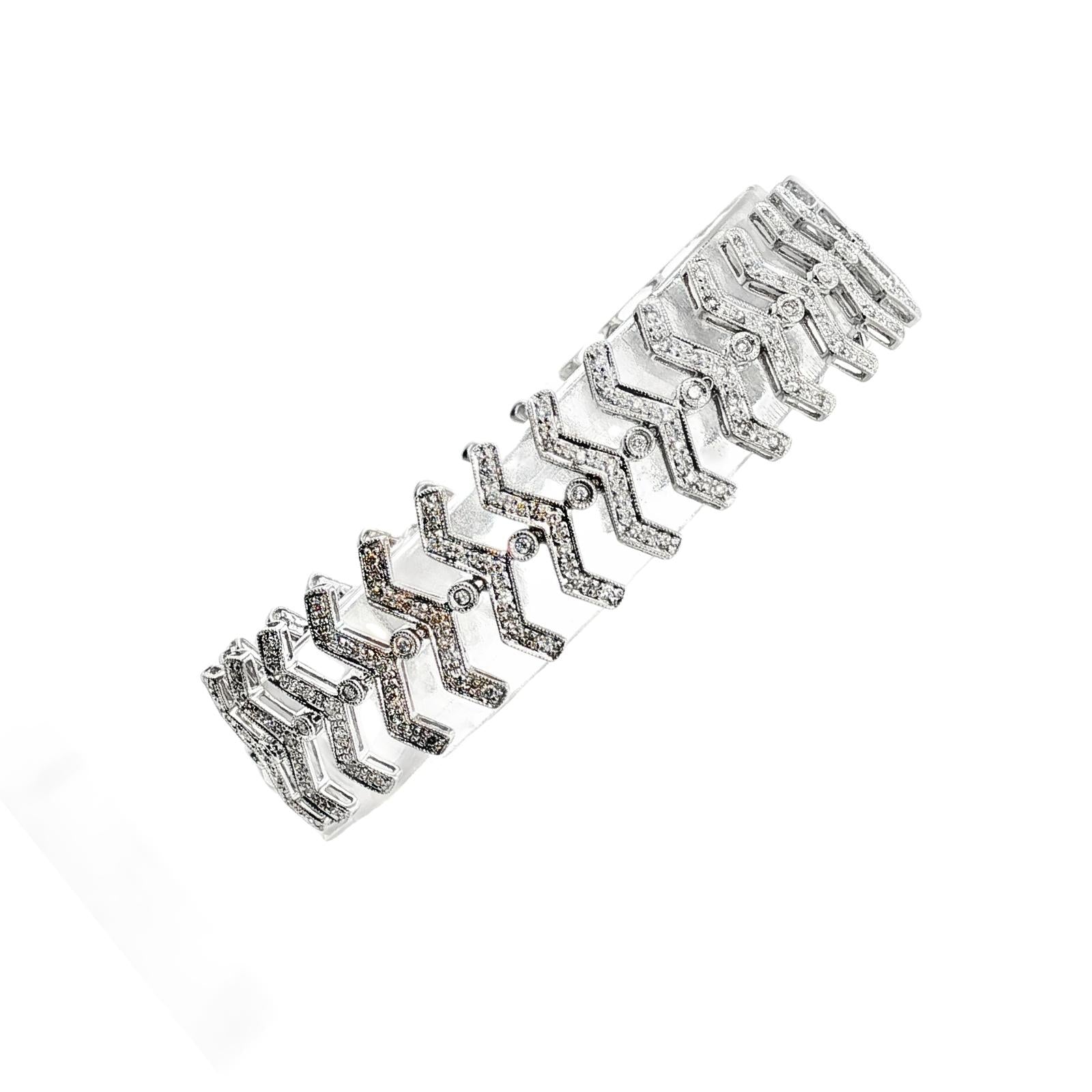 2.50 CTW Round Brilliant Diamond Fishbone Link 14 Karat White Gold Link Bracelet
