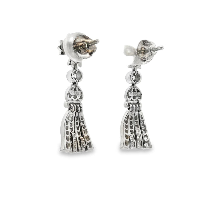 Late 20th Century Tiffany & Co. Diamond Platinum Chandelier Earrings Circa 1994