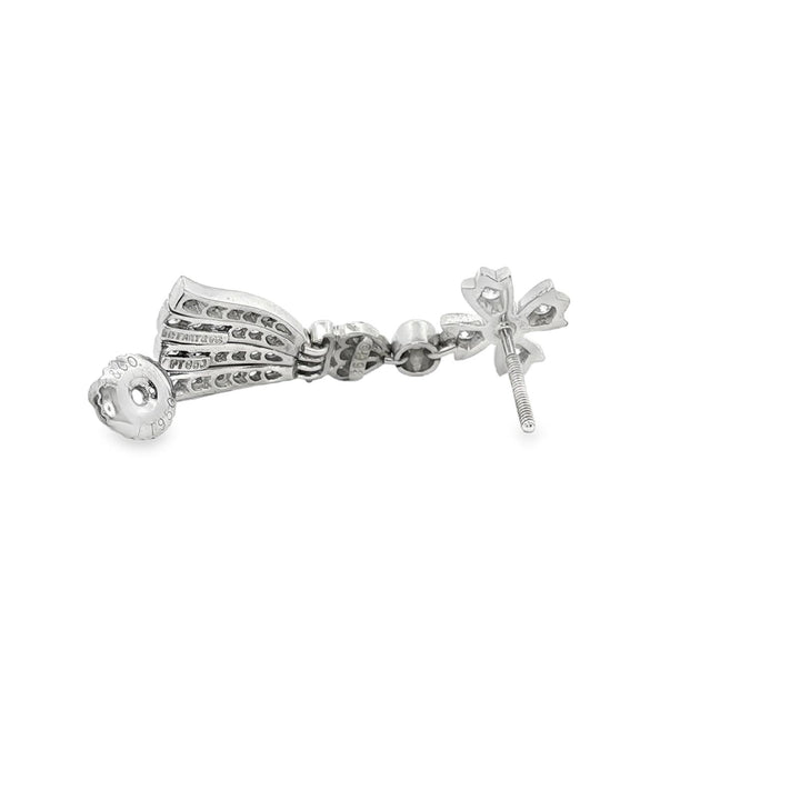 Late 20th Century Tiffany & Co. Diamond Platinum Chandelier Earrings Circa 1994