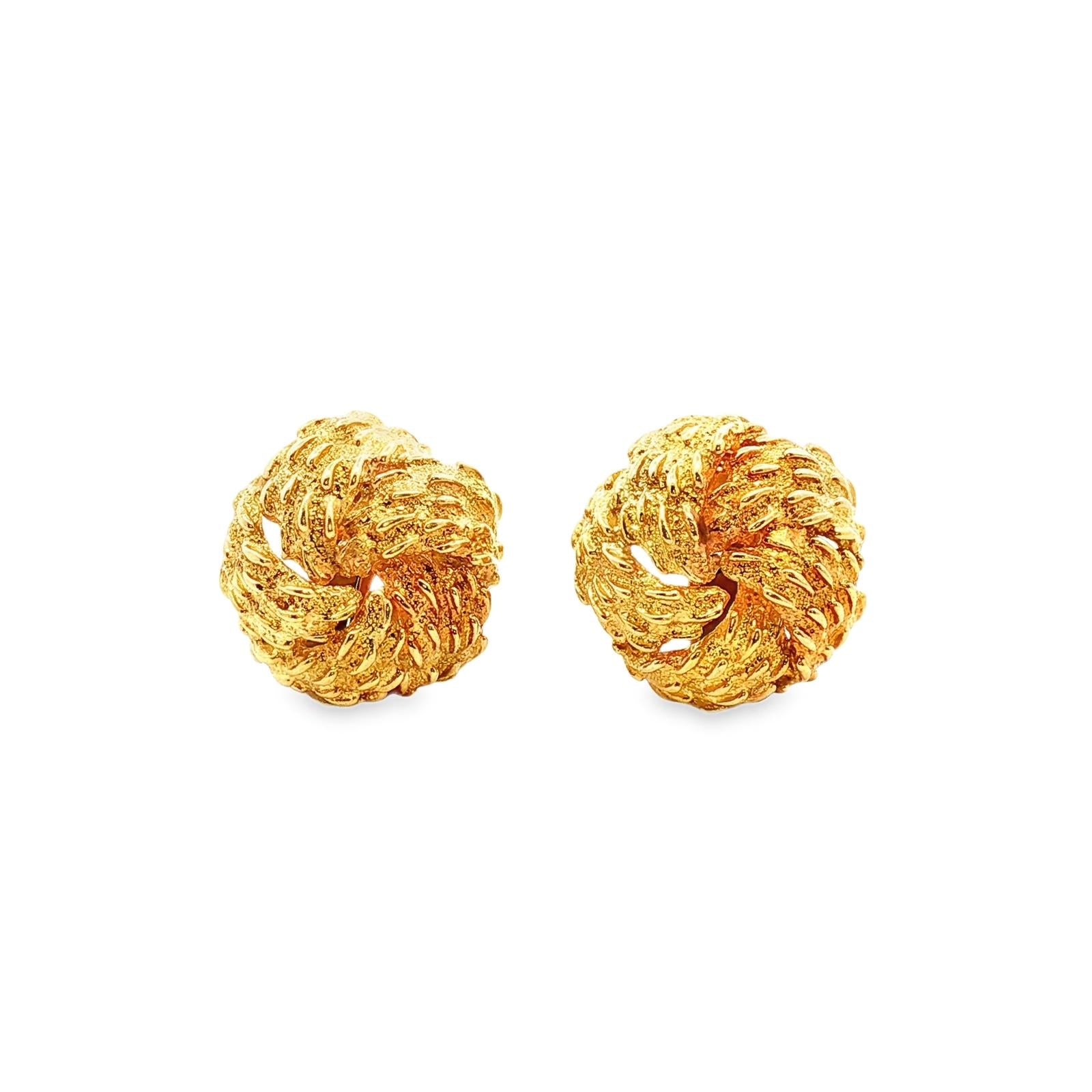 David Webb 18 Karat Yellow Gold Knot Textured Leverback Earrings