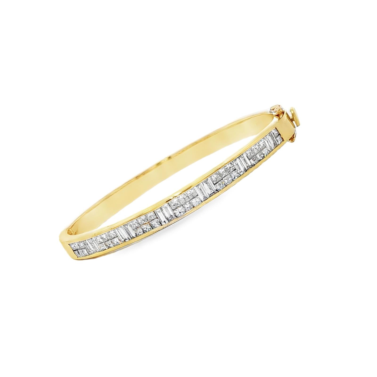 Princess & Baguette-Cut Diamond Yellow Gold Hinged Oval Vintage Bangle Bracelet
