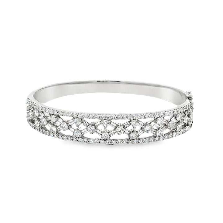 Diamond 18 Karat Whtie Gold Hinged Open Lattice Bangle Bracelet