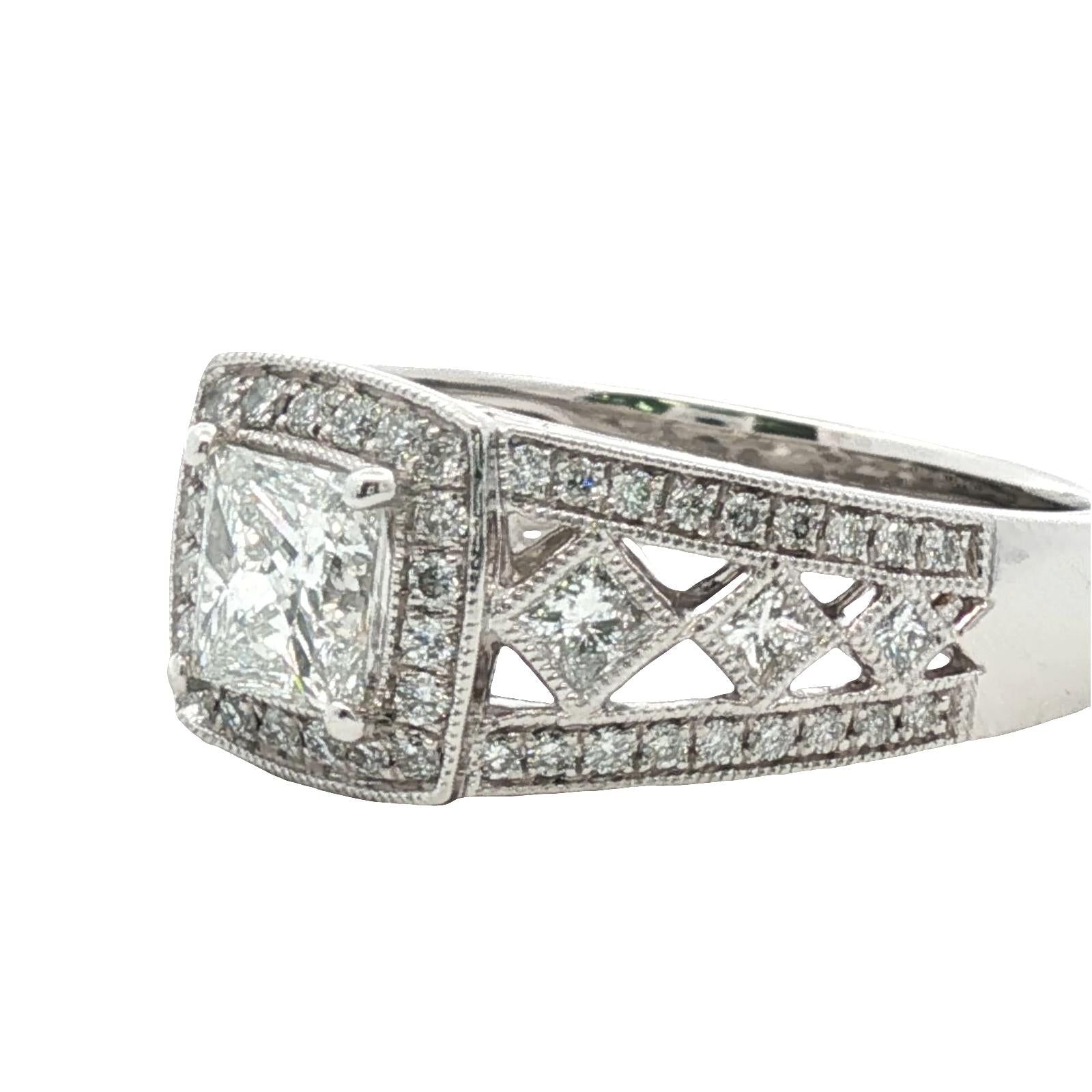 Princess Cut Diamond Halo Platium Engagement Ring GIA Certified