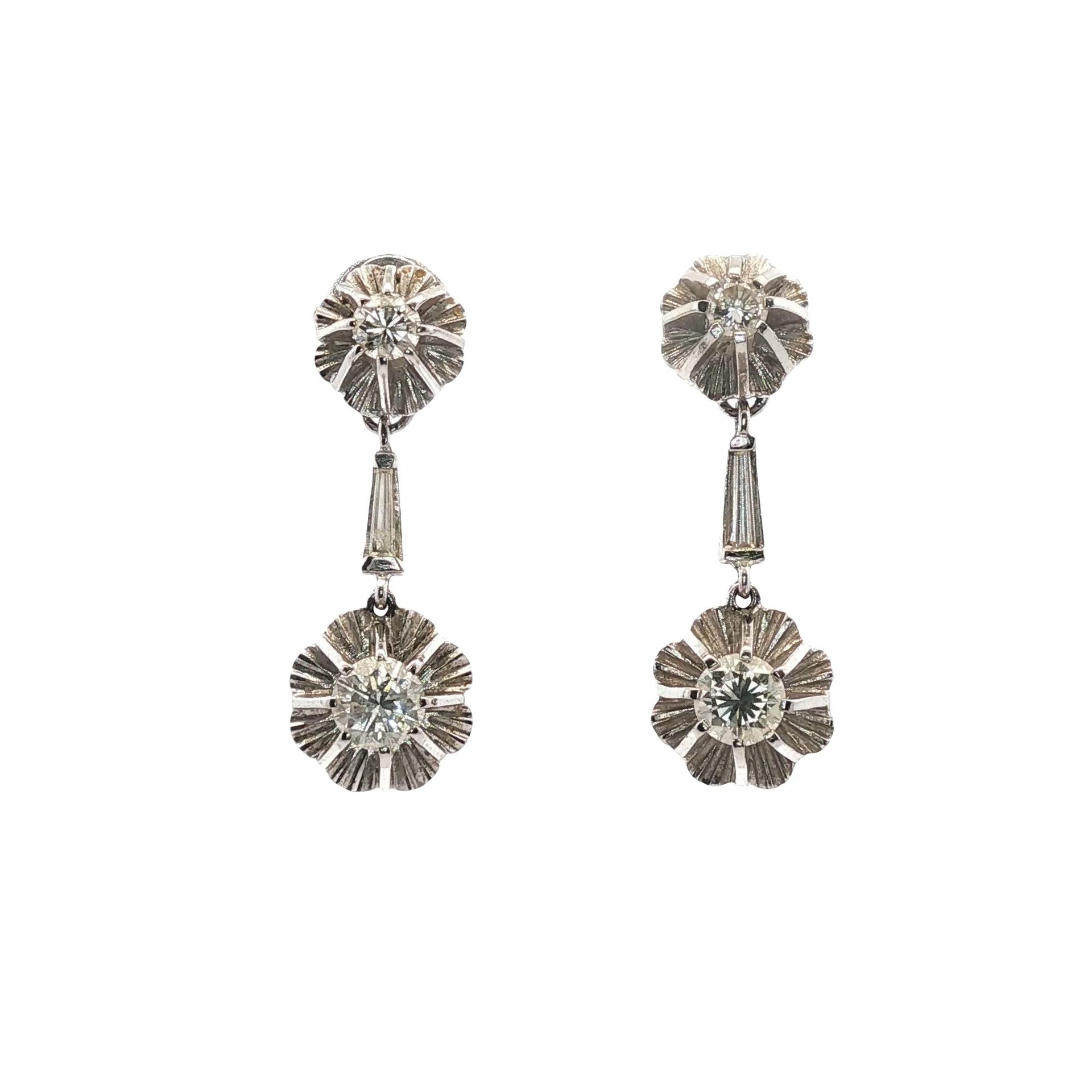 1950's Diamond 18 Karat White Gold Vintage Dangle Earrings