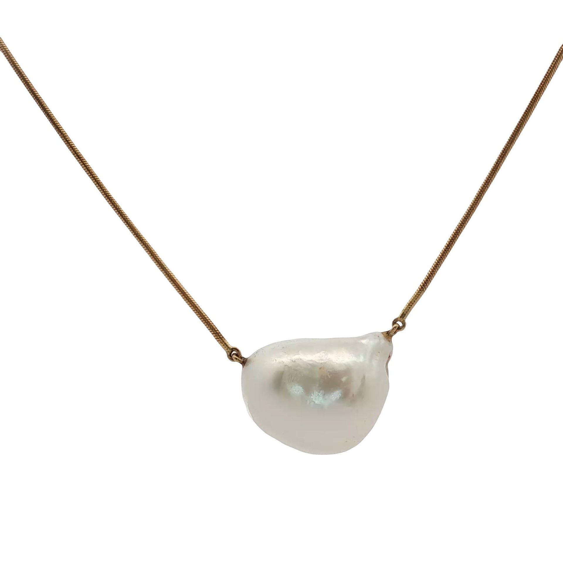 Baroque Pearl 18 Karat Yellow Gold Contemporary Pendant Necklace