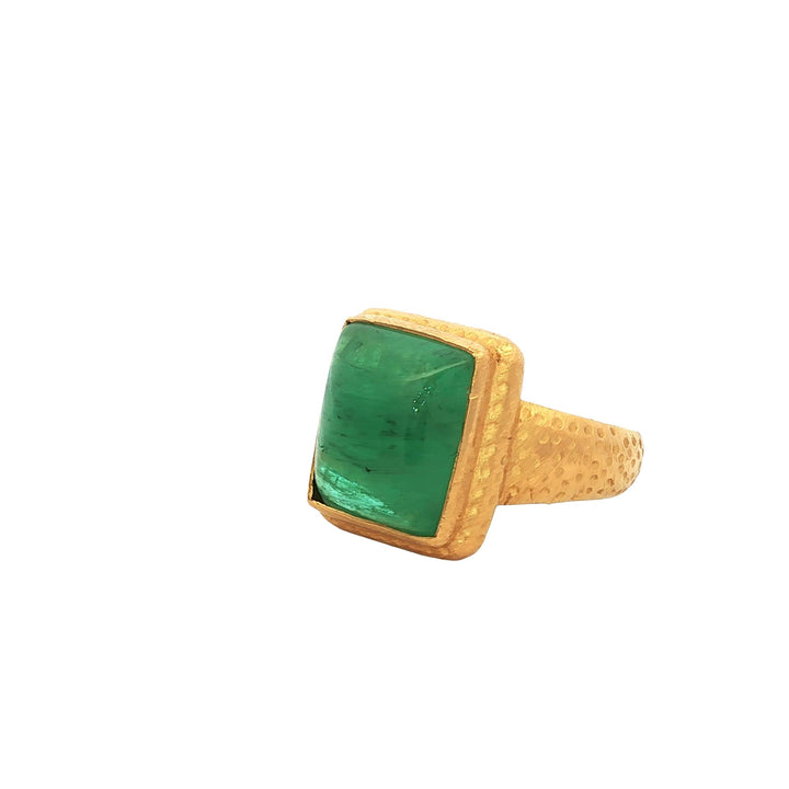 Cabochon Emerald 22 Karat Yellow Gold Hammered Bezel Set Statement Ring