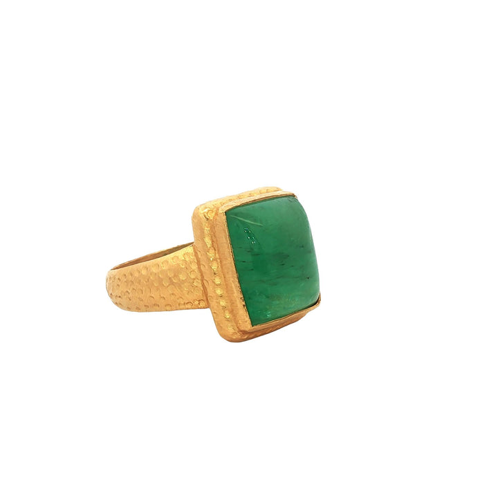 Cabochon Emerald 22 Karat Yellow Gold Hammered Bezel Set Statement Ring