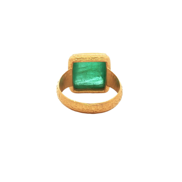 Cabochon Emerald 22 Karat Yellow Gold Hammered Bezel Set Statement Ring