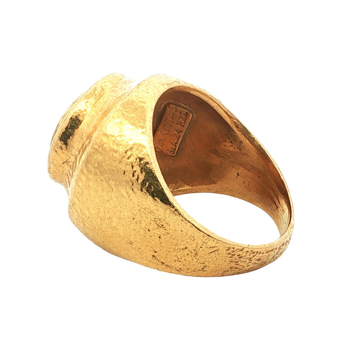 Zolotas Cabochon Ruby 22 Karat Yellow Gold Hammered Finish Gypsy Ring