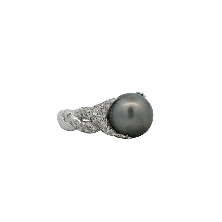 Chanel Comète Tahitian Black Pearl Diamond 18 Karat White Gold Cocktail Ring