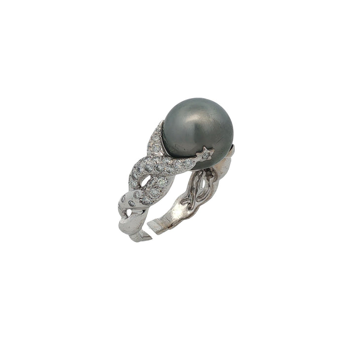 Chanel Comète Tahitian Black Pearl Diamond 18 Karat White Gold Cocktail Ring