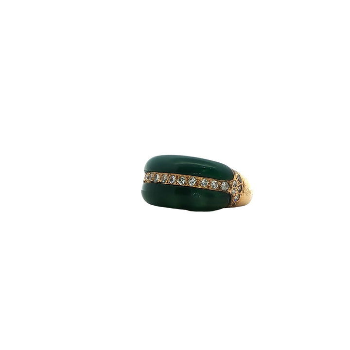 Van Cleef & Arpels Chrysoprase Diamond 18 Karat Yellow Gold Vintage Band Ring