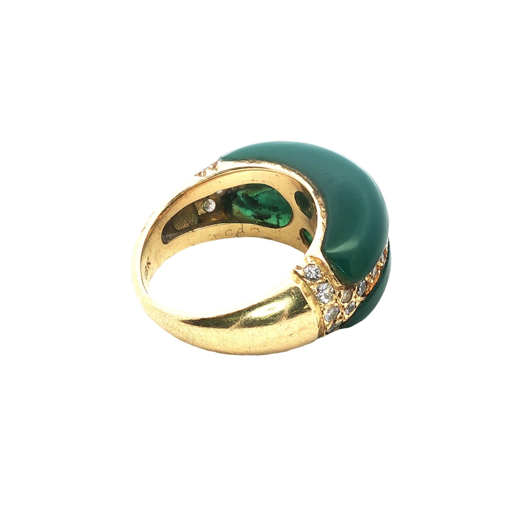 Van Cleef & Arpels Chrysoprase Diamond 18 Karat Yellow Gold Vintage Band Ring