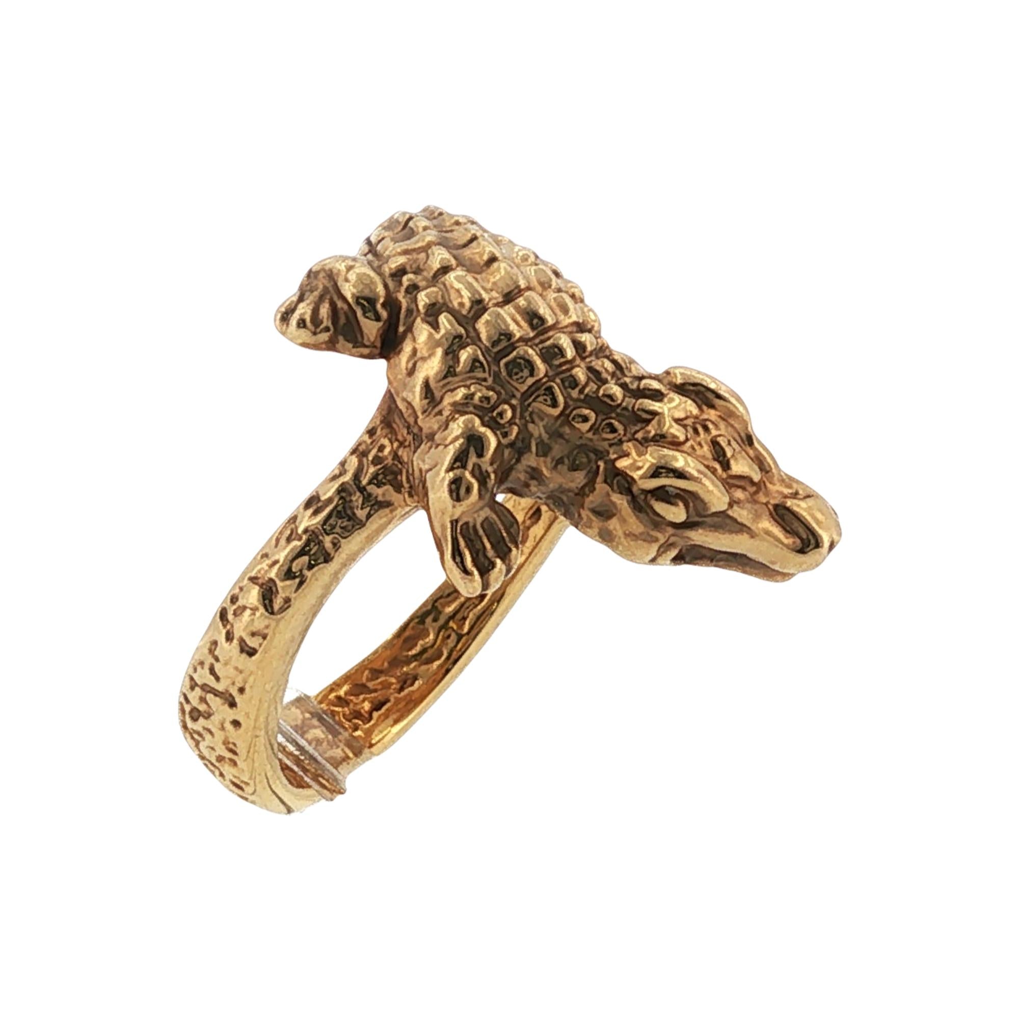 Italian 18 Karat Yellow Gold Alligator Textured Vintage Ring