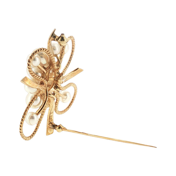 Mikimoto Pearl 14 Karat Yellow Gold Clover Vintage Brooch Pin
