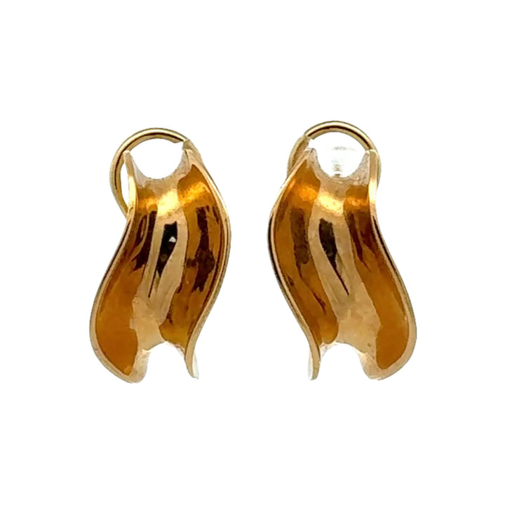 18 Karat Yellow Gold Concave Curved Leverback Earrings