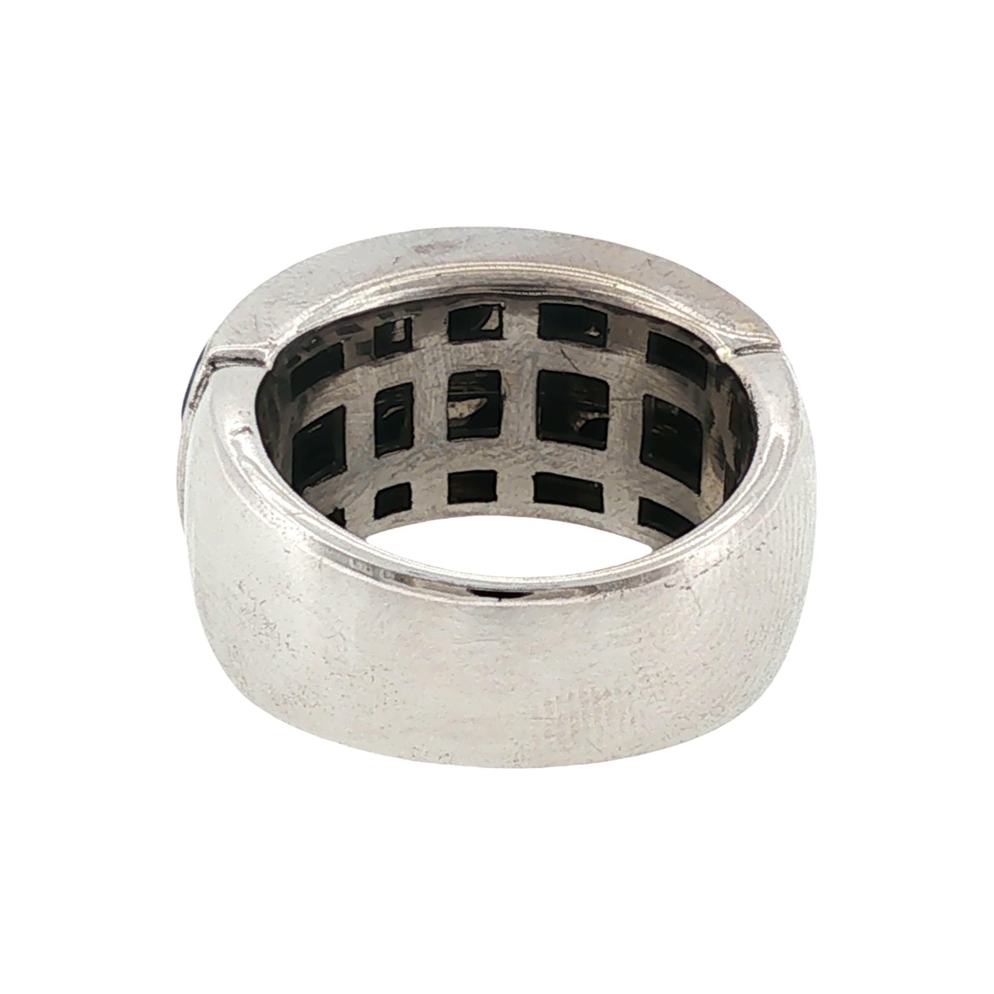 Onyx Diamond 18 Karat White Gold Modern Band Ring