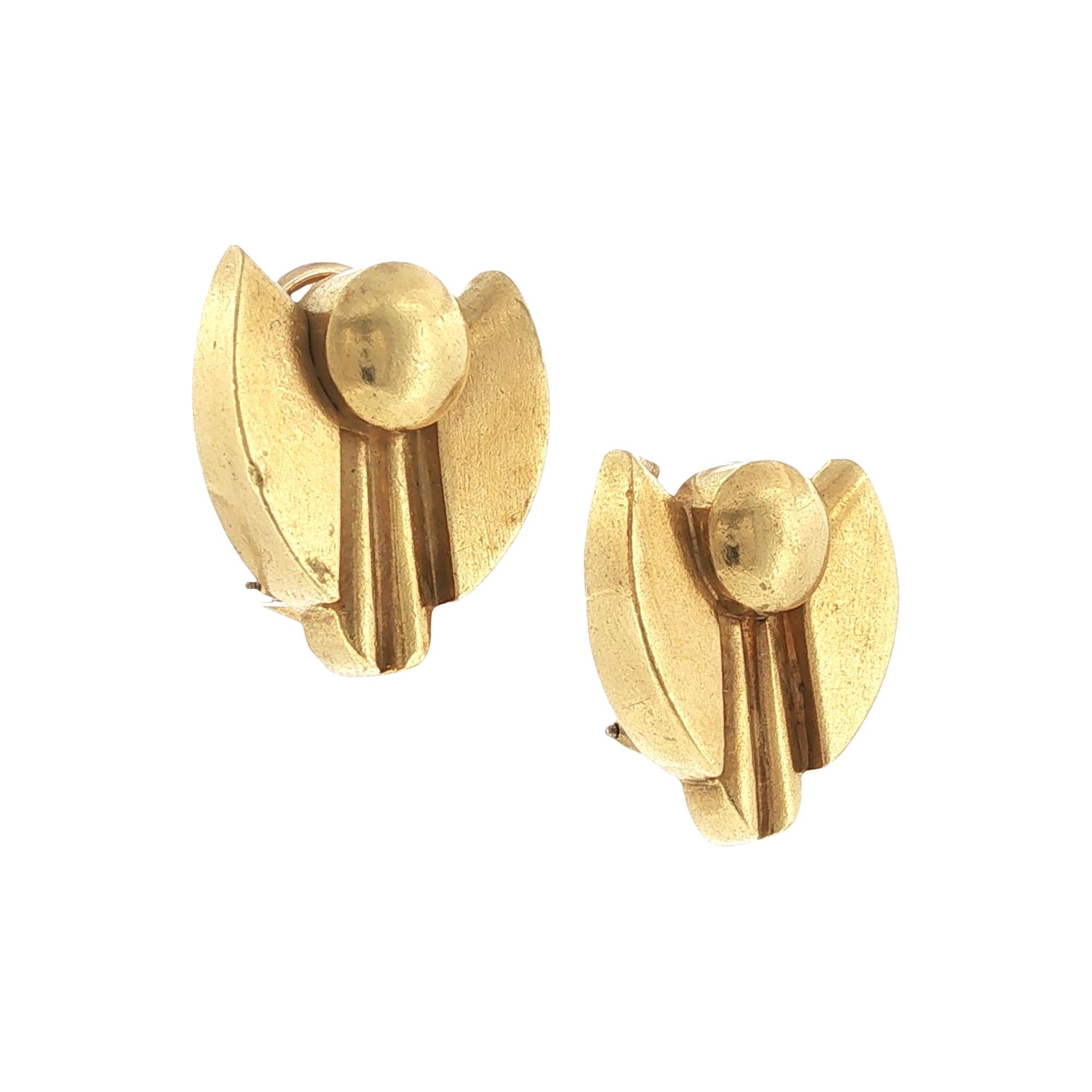 1960's 18 Karat Yellow Gold Geometric Earclip Vintage Earrings