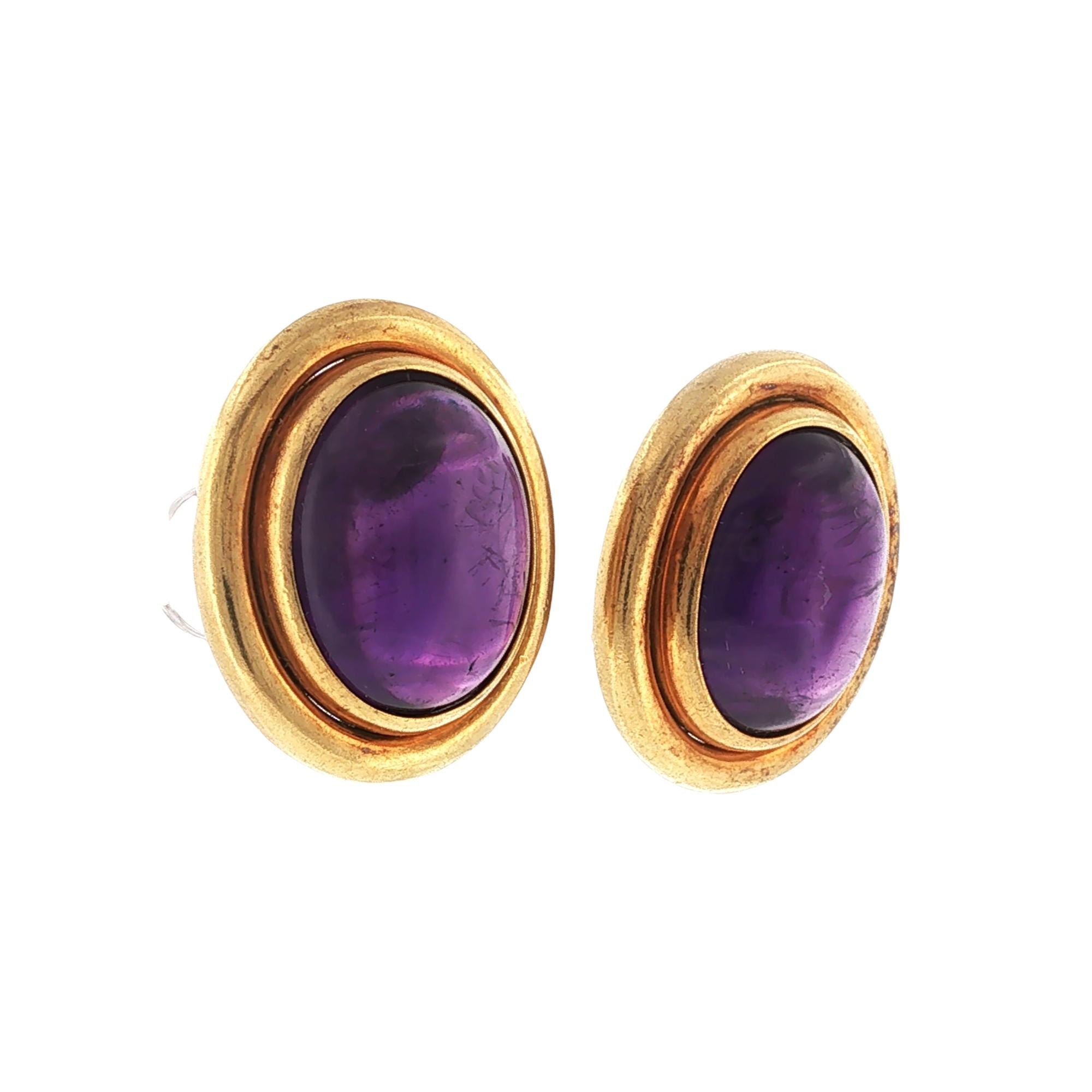 Amethyst Cabechon 18 Karat Yellow Gold Earclip Earrings
