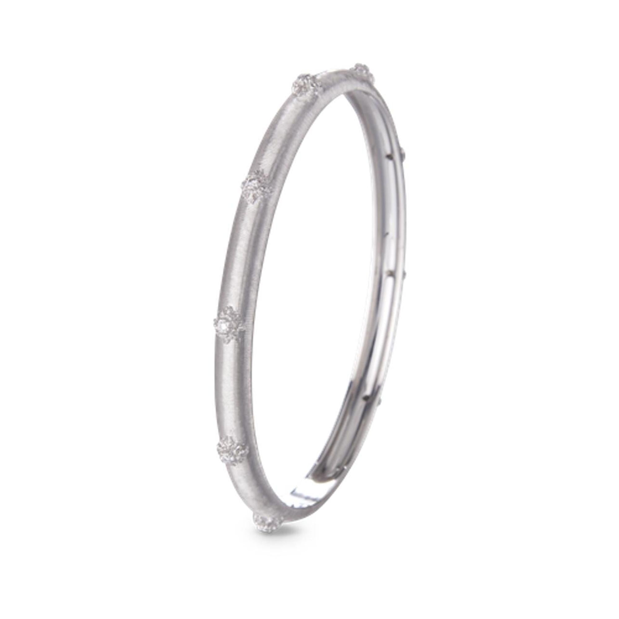 Buccelatti Macri Bombe Diamond Bracelet 18 Karat White Gold New