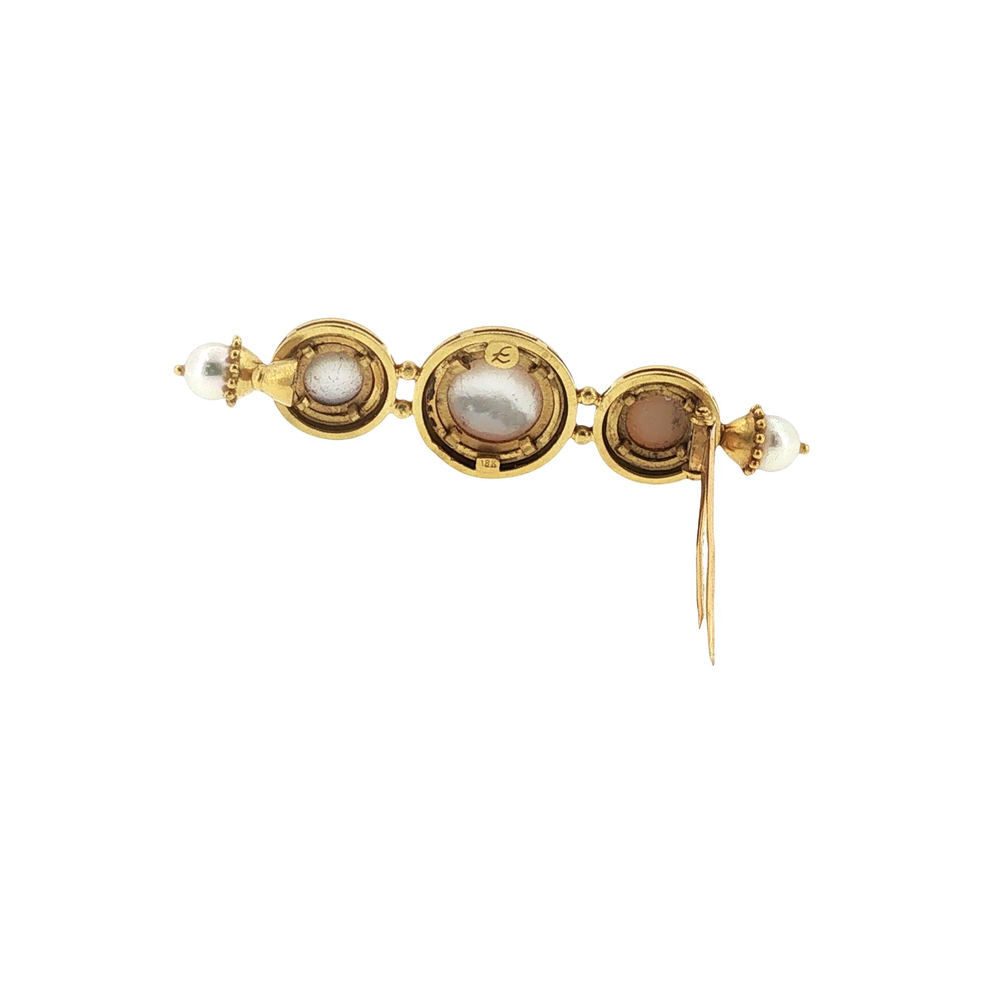 Elizabeth Locke Mabe Pearl 18 Karat Yellow Gold Vintage Brooch Pin