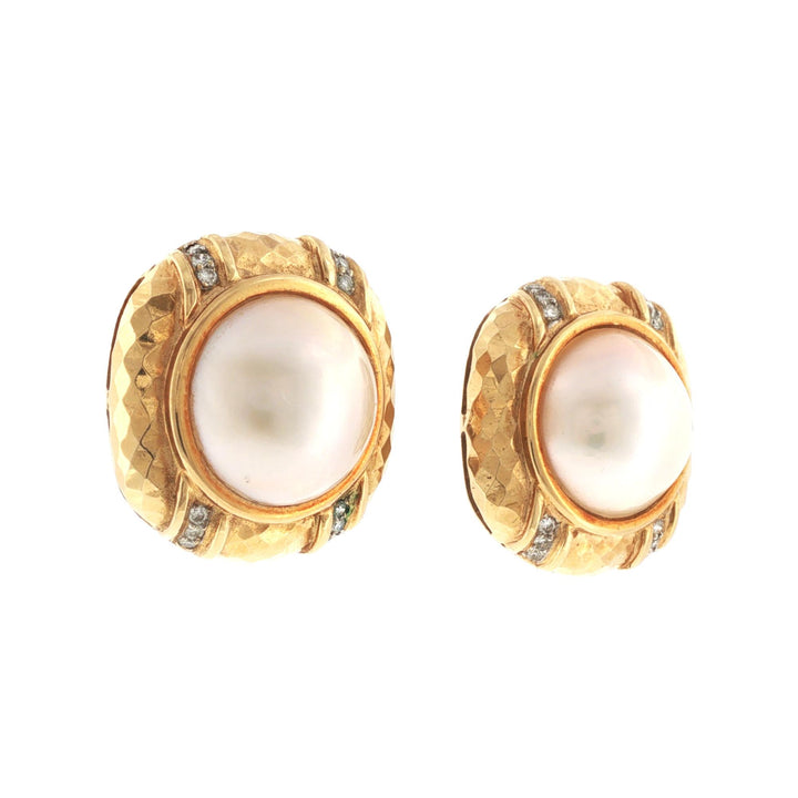 Mabé Pearl Diamond 18 Karat Yellow Gold Vintage Earclip Earrings