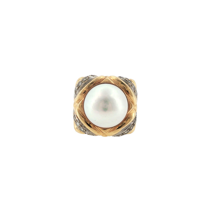 Mabé Pearl Diamond 14 Karat Yellow Gold Vintage Cocktail Ring